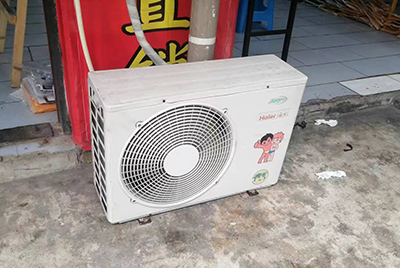 江岸空调突然不制冷只吹自然风怎么办？